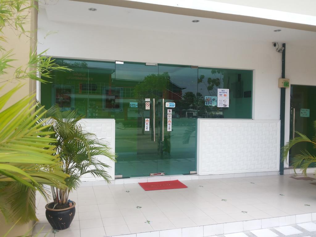 Hotel Double Star Klang Exterior photo