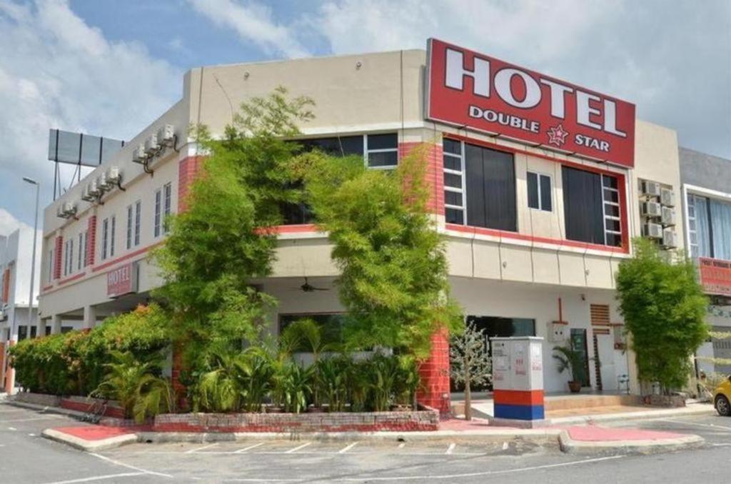 Hotel Double Star Klang Exterior photo