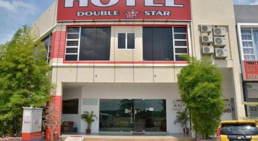 Hotel Double Star Klang Exterior photo