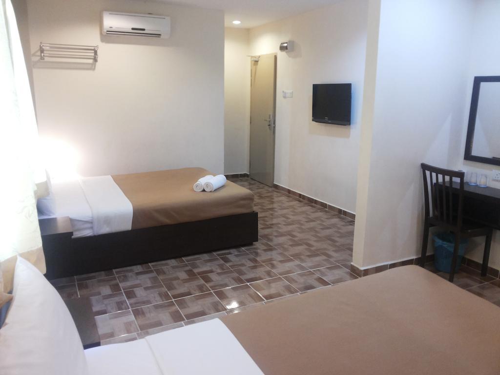 Hotel Double Star Klang Room photo